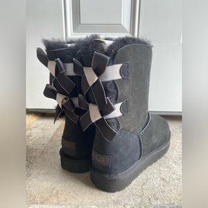 Women’s Black Ugg Bailey Bow II